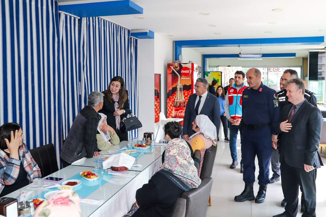 18 Mart Çanakkale Zaferi ve Şehitleri Anma Günü Kapsamında Şehit Yakınları için Düzenlenen Yemek Programı